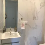 Feel Like Your Modern Next To Expo בית אירוח