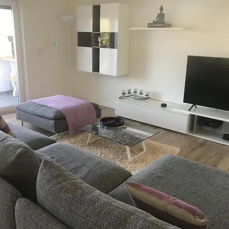Modern Double With Private Balcony Montijo