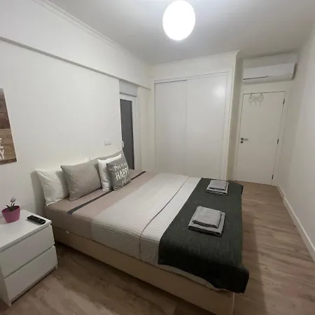 Modern Double With Private Balcony Montijo